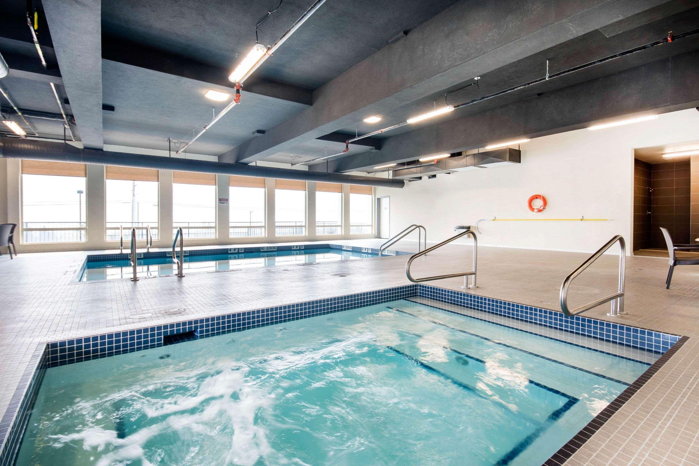 Comfort Inn & Suites Merritt Eksteriør billede