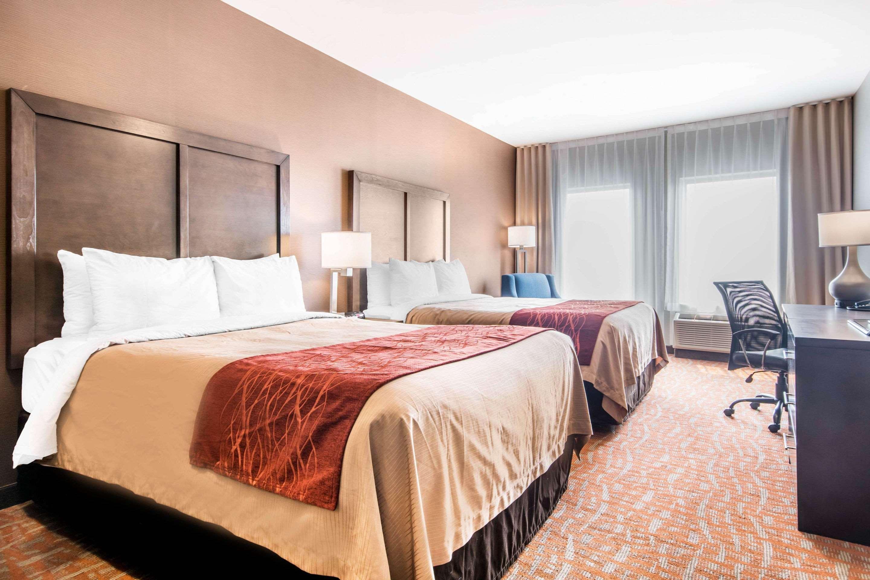 Comfort Inn & Suites Merritt Eksteriør billede