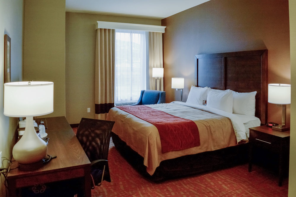 Comfort Inn & Suites Merritt Eksteriør billede
